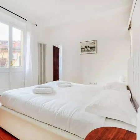 Pagano & Cenacolo Bright Daire *