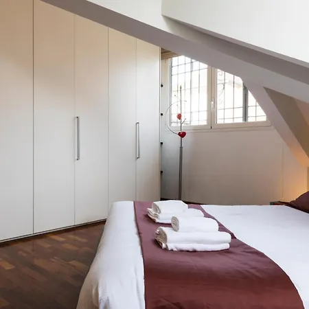 Oskar - Tre Ponti Apartment *