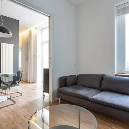 Easytopstay - Tricolore Modern And Cozy Mailand