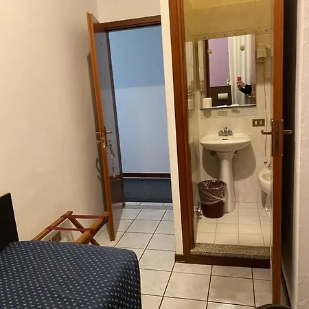 拉佩斯酒店 米兰