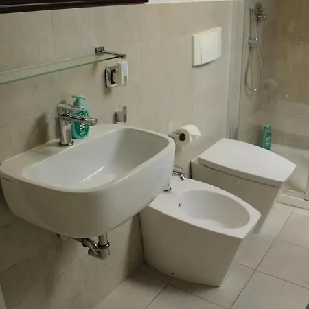 Oda ve Kahvaltı Bb Tortona