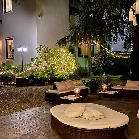 Apartment Aida *
