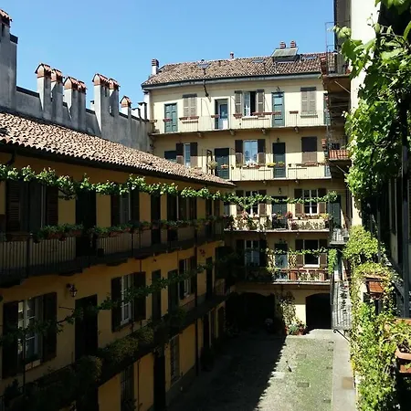 Naviglio, Sweet Dreams In The Heart Of The Fun Milan