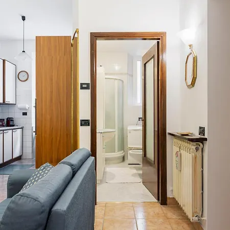 Hostmate - - Via Rovereto Apartment