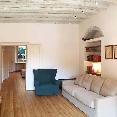 Naviglio, Sweet Dreams In The Heart Of The Fun Apartment