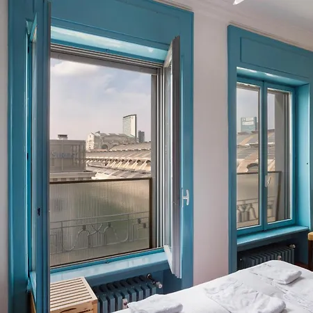 The Blue Nest With A View - 7th Floor- Via Palestrina Daire *