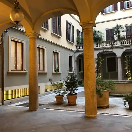 Youhosty - Del Lauro 6