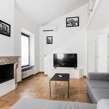 Hostmate - - Vicolo Fiori - Brera Μιλάνο