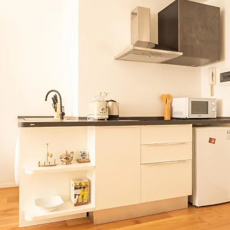 The Best Rent - Cozy One-bedroom Near Central Station