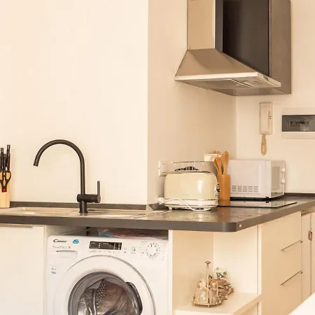 Apartamento The Best Rent - Cozy One-bedroom Near Central Station