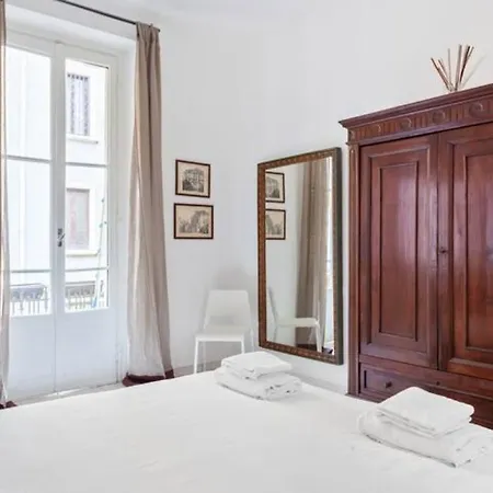 Isola And Zara Comfortable Apartment *
