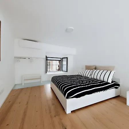 شقة Luxury Loft Castello ميلان