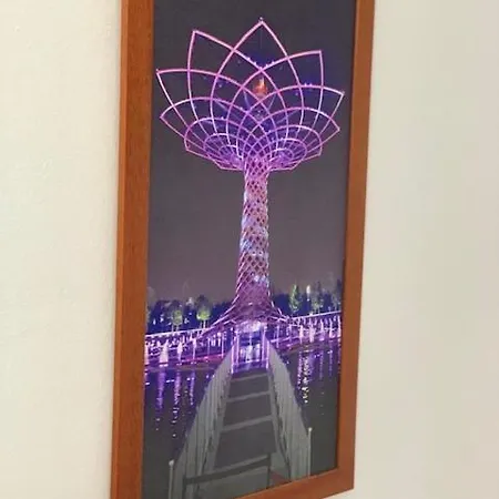 Отель Alessander 2*