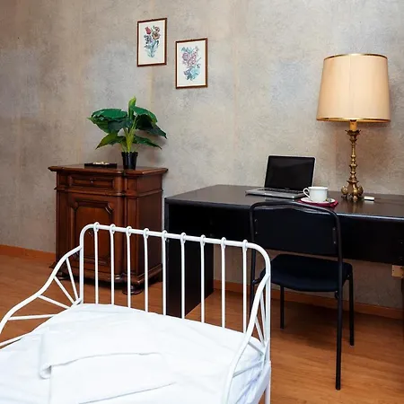 Doria Guest House *