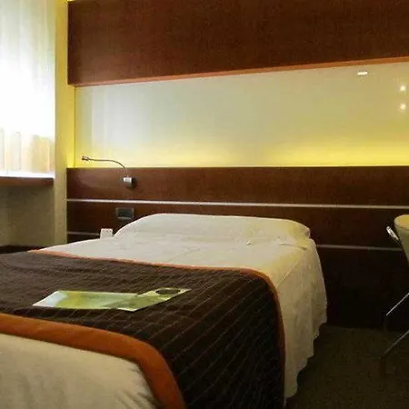 Hotel Western Madison Mediolan