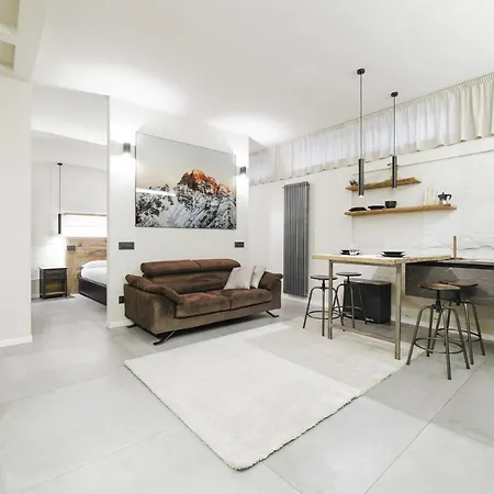 Guesthost - Bullona Design Flat - M5 Domodossola * Milán