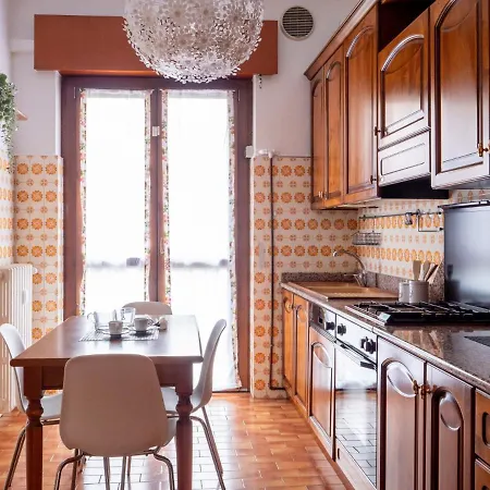 The Best Rent - Large And Bright Two-bedrooms With Balcony Daire