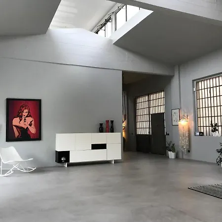 Loft Navigli With Private Garden Milán