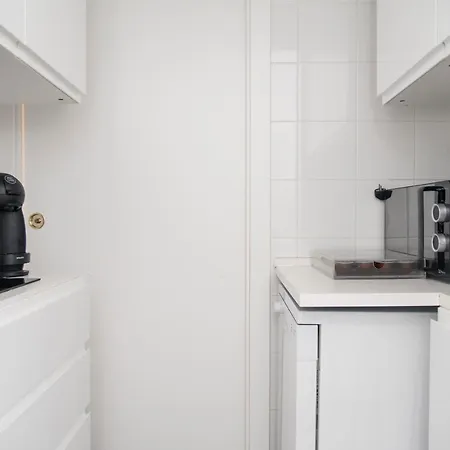 Youhosty - Tadino G 19 Milánó