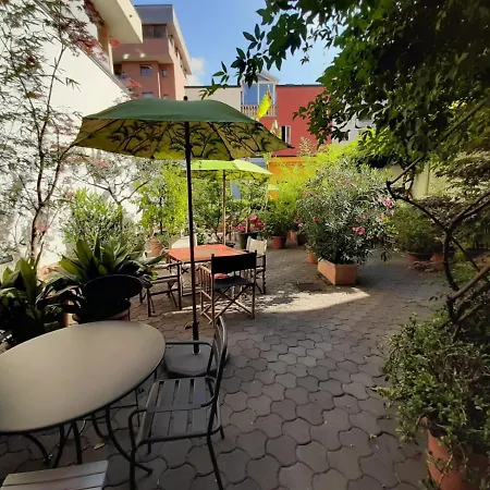 Il Girasole High Quality Hotell