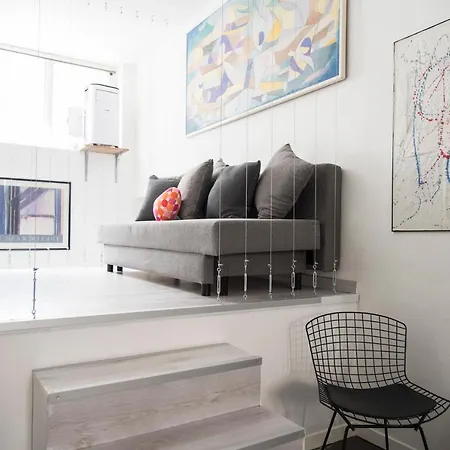 Youhosty - Tadino G 19 * Milánó