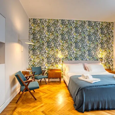 Affittacamere Dimora Claudia - Elegante Matrimoniale Con Bagno, Private Rooms, Self Check In, No Reception *