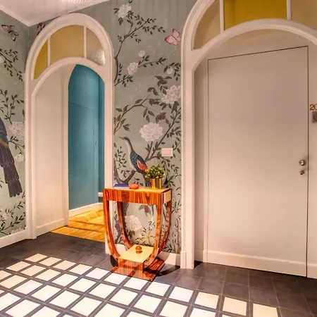 בית הארחה Guesthost - Dimora Claudia Luxury 4*