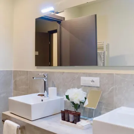 Intomilan Galleria Duomo I Boutique & Design Hotel apartamentowy Mediolan