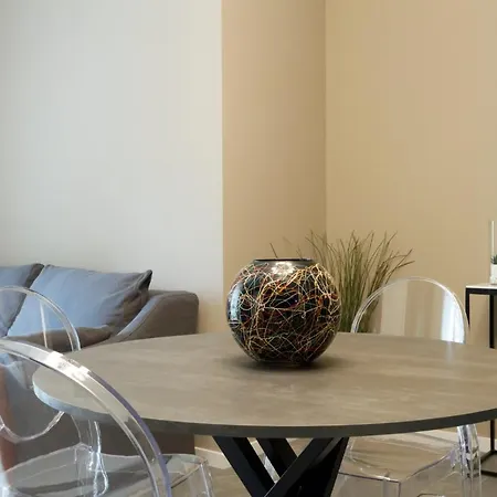 Red Ribbon Πανσιόν 4*