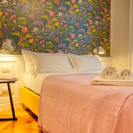 Dimora Claudia - Elegante Matrimoniale Con Bagno, Private Rooms, Self Check In, No Reception Affittacamere