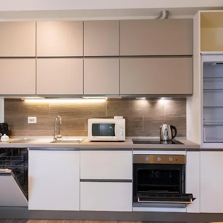 West - Modern And Comfortable Appartement *