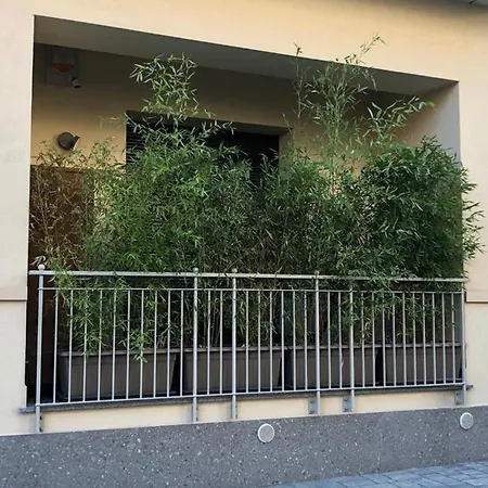 Youhosty - Faruffini 28 * Milano