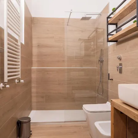 아파트 The Rent - Gorgeous Two-bedroom Close To Cinque Giornate Square *