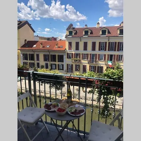 Urban House - View Navigli Center - Restyled *