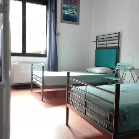 Atmos Luxe Navigli Hostel