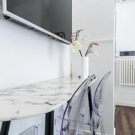 Joivy Chic For 3 Close To Sempione Park ميلان