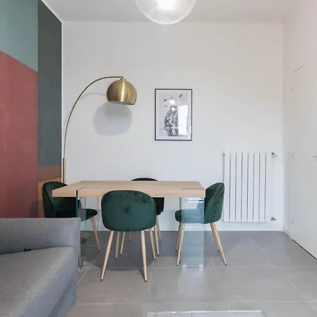 Дом отдыха Apt24 - Modern With Balcony