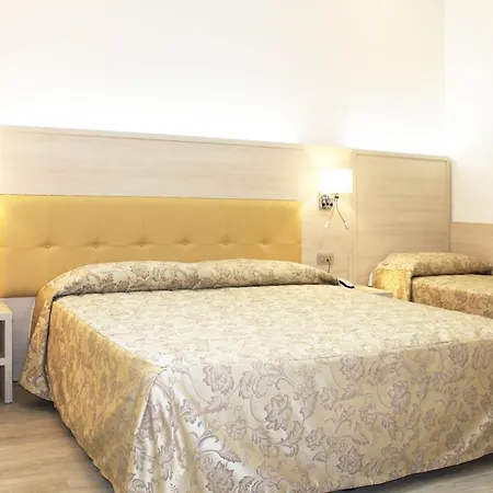 Csi Group - Metropoli 3* מילאנו