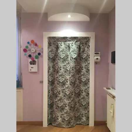 Squisito In Stabile Vecchia Apartman Milánó