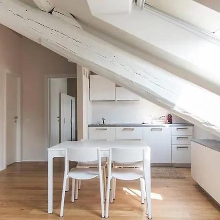 Breathtaking Castle View Youhosty - Quintino Sella Apartment *