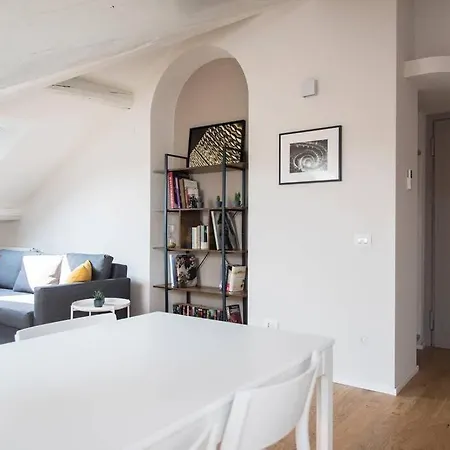 Breathtaking Castle View Youhosty - Quintino Sella