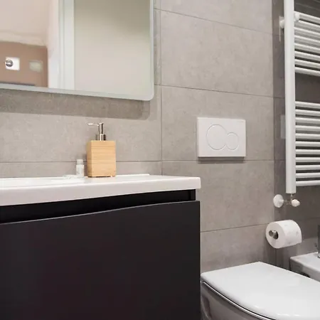 Breathtaking Castle View Youhosty - Quintino Sella