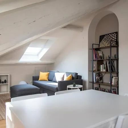 Apartamento Breathtaking Castle View Youhosty - Quintino Sella *