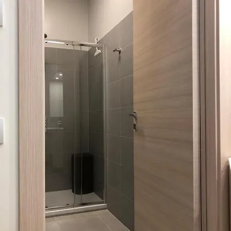 Youhosty - Faruffini 28 * Milano