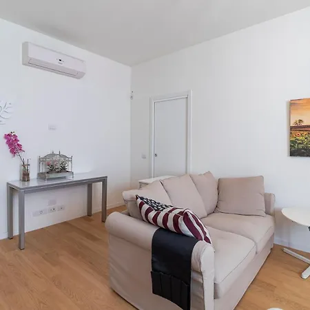 Διαμέρισμα Joivy Cosy 1-bed Near Centrale *