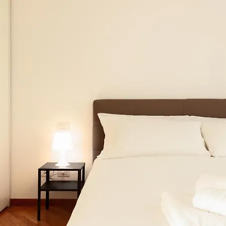 Apartment Easyhomes-madonnina View Milan