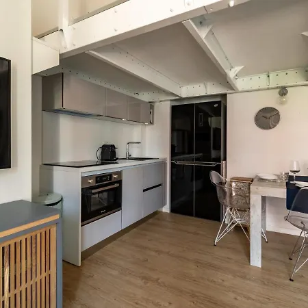 The Rent - Lovely Loft With Balcony Near Piazza Vetra Daire Milano