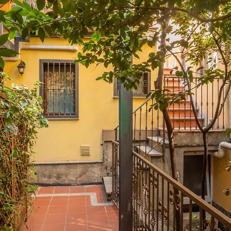 Apartamento The Best Rent - Lovely One-bedroom Close To Loreto Metro Station *
