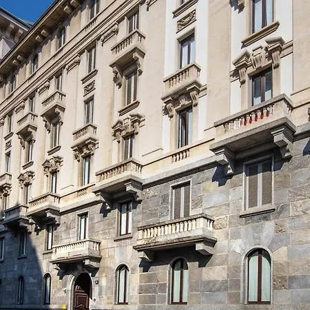 De La Gare Aparthotel 4*