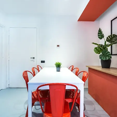 Bed & Breakfast Hemeras Boutique Homes - Large Apartment Near The Central Station *
